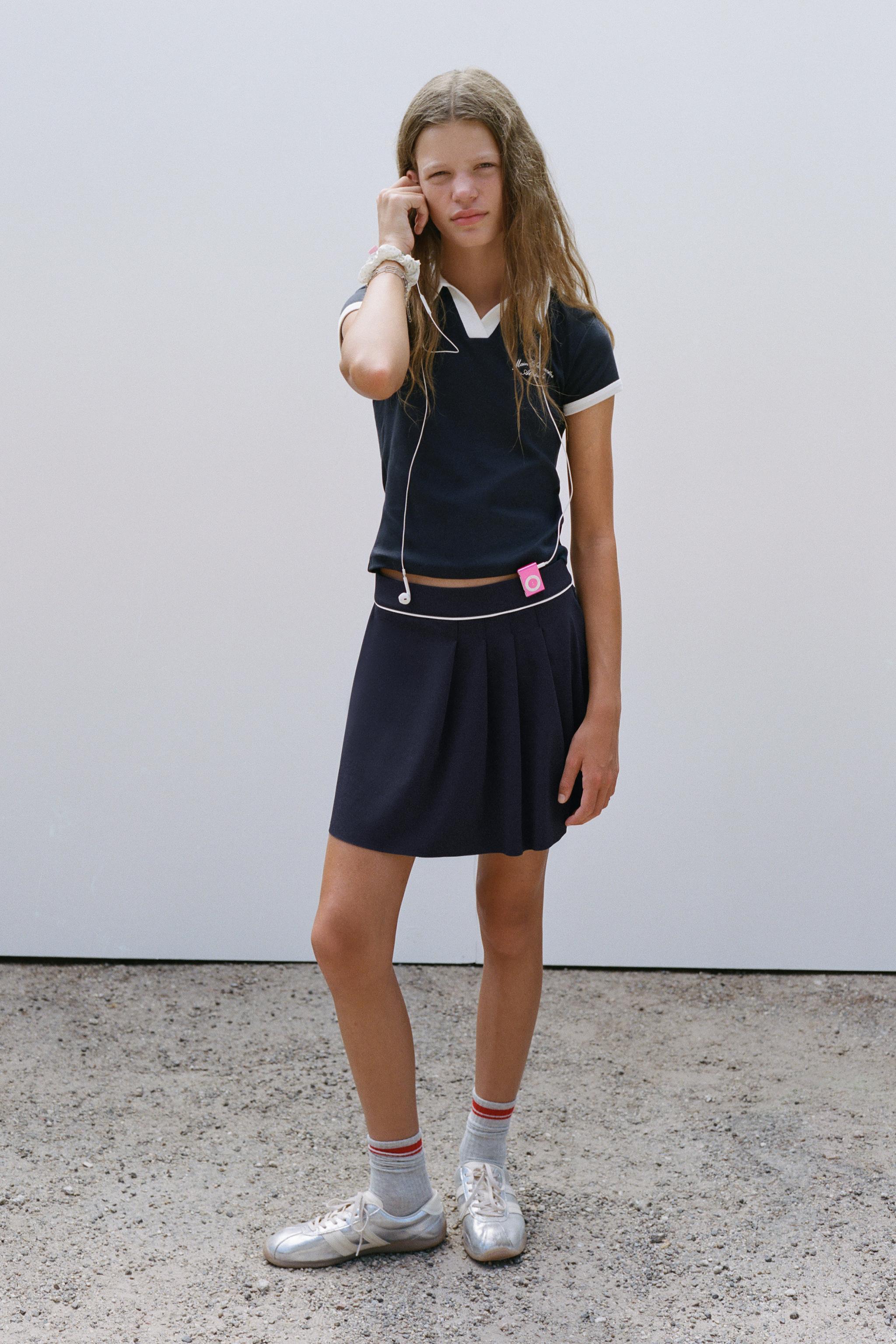 SPORTY PLEATED SKIRT